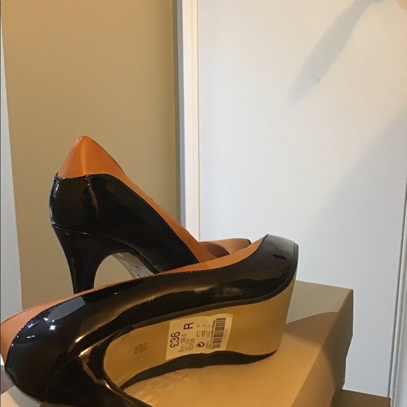 Shoes brand new never worn - Picture 5 of 9